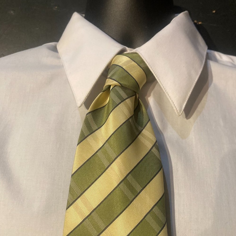 Hugo Boss Mens Silk Necktie Green Gold Yellow Striped Tie Italy